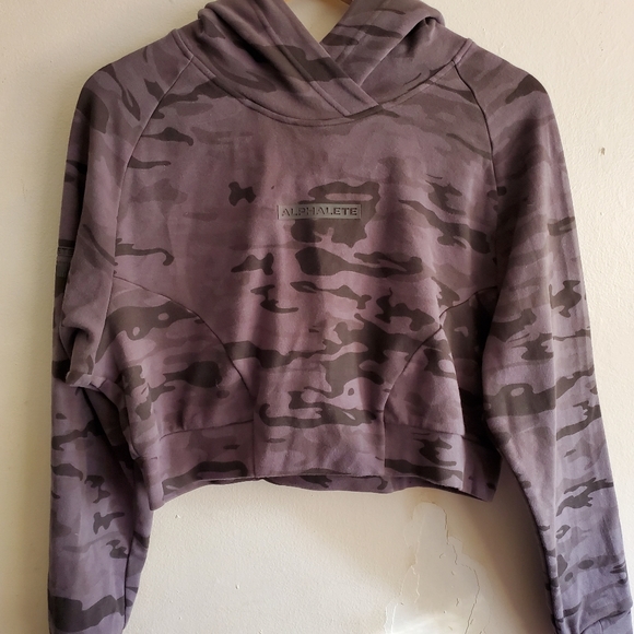 Alphalete Identity pro crop hoodie phantom camo size Medium. - Picture 2 of 9